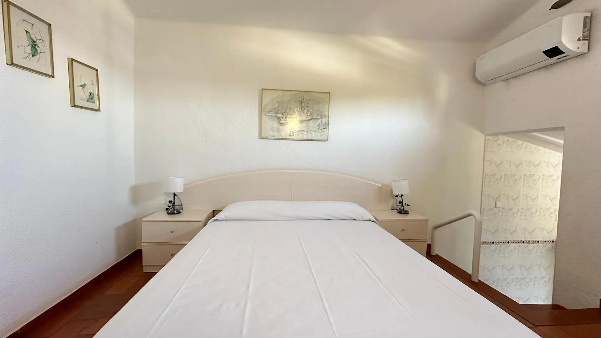 Agi Villa Poncella Roses Hébergement de vacances