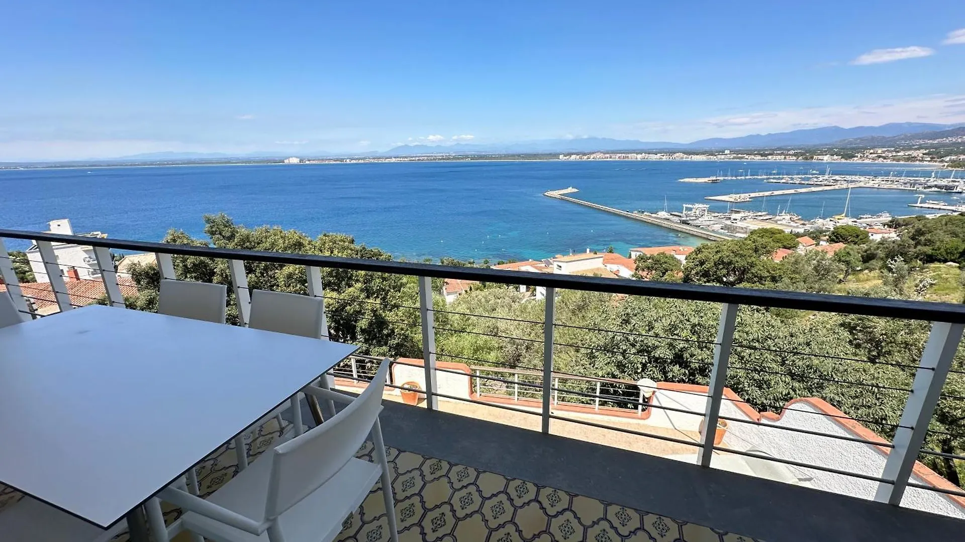 Agi Villa Poncella Roses Hébergement de vacances